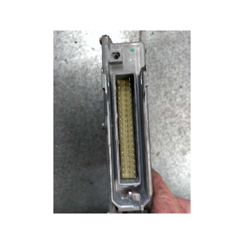 Recambio de centralita motor uce para mercedes clase e (w210) berlina diesel 290 turbodiesel (210.017) referencia OEM IAM 028100