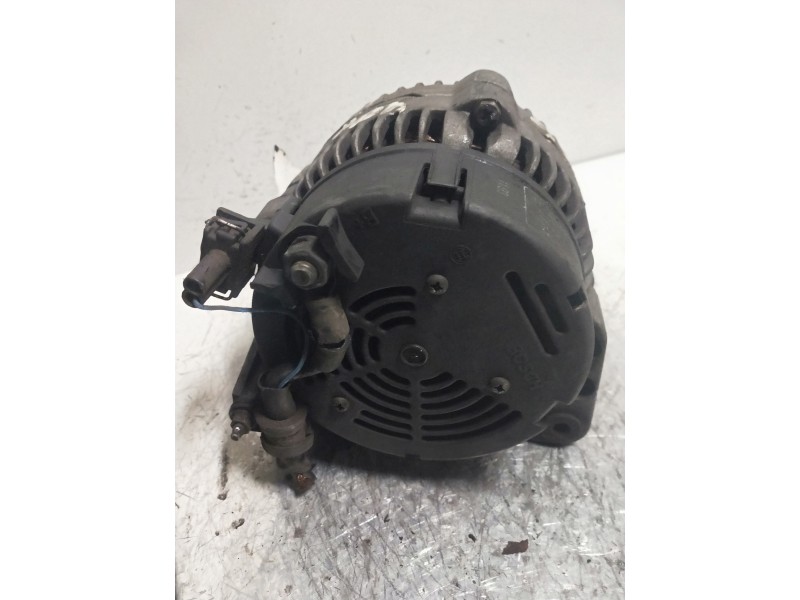 Recambio de alternador para volkswagen polo classic (6v2) trendline referencia OEM IAM 0123310001  