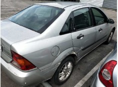 ford focus berlina (cak) del año 1999 2