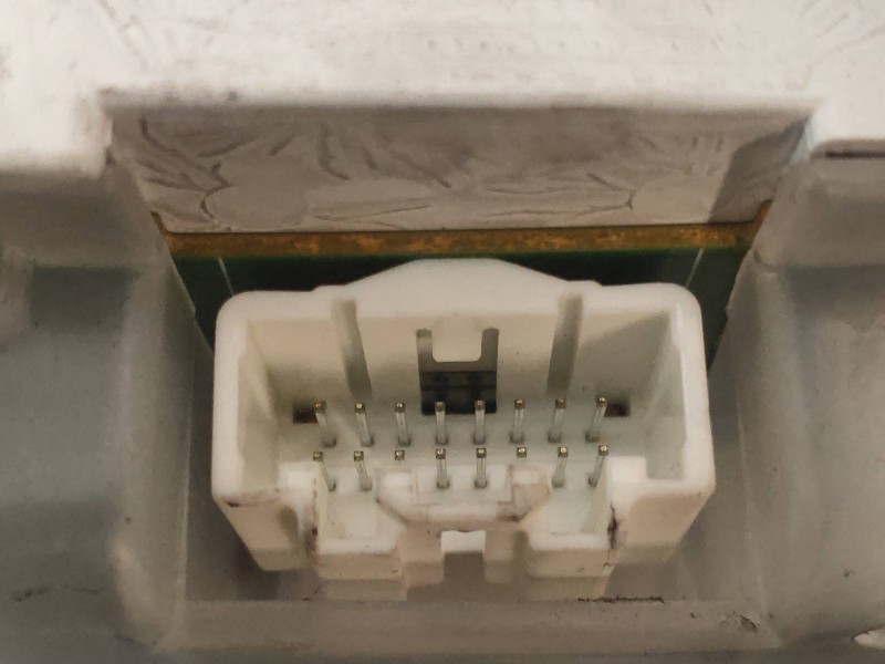 Recambio de cuadro instrumentos para mazda 3 berlina (bk) 1.6 crdt active referencia OEM IAM 4TBN9JB  