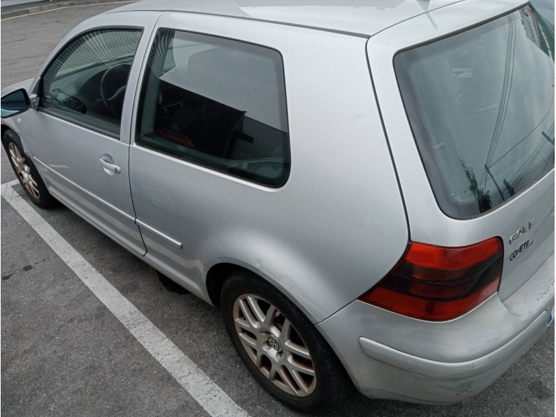 volkswagen golf iv berlina (1j1) del año 2001