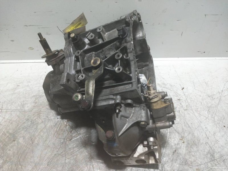 Recambio de caja cambios para citroen xsara coupe 1.9 d vtr referencia OEM IAM 20DL41 2499886A 