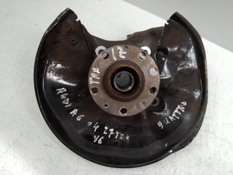 Recambio de mangueta trasera izquierda para audi a6 berlina (4f2) 2.7 tdi referencia OEM IAM   