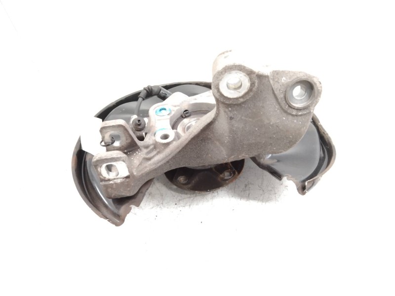 Recambio de mangueta trasera izquierda para audi a6 berlina (4f2) 2.7 tdi referencia OEM IAM   