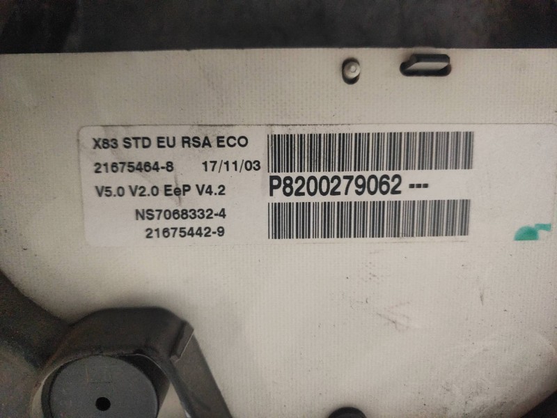 Recambio de cuadro instrumentos para renault trafic caja cerrada (ab 4.01) doble cabina l1h1 2,7t referencia OEM IAM P8200279062