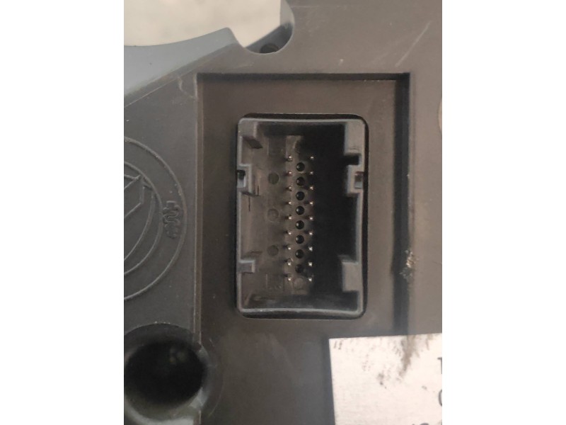 Recambio de cuadro instrumentos para alfa romeo 147 (190) 2.0 selespeed distinctive referencia OEM IAM 110008953020 735292040 