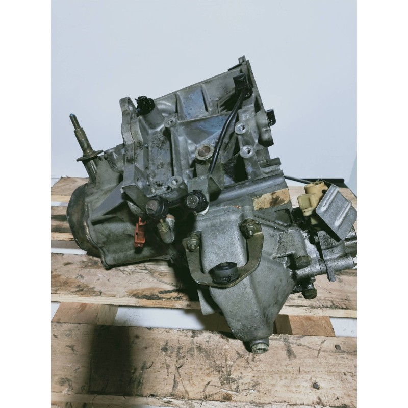 Recambio de caja cambios para citroen xantia berlina 1.8i sx / 1.8 sx referencia OEM IAM 20CL47 5826362A 
