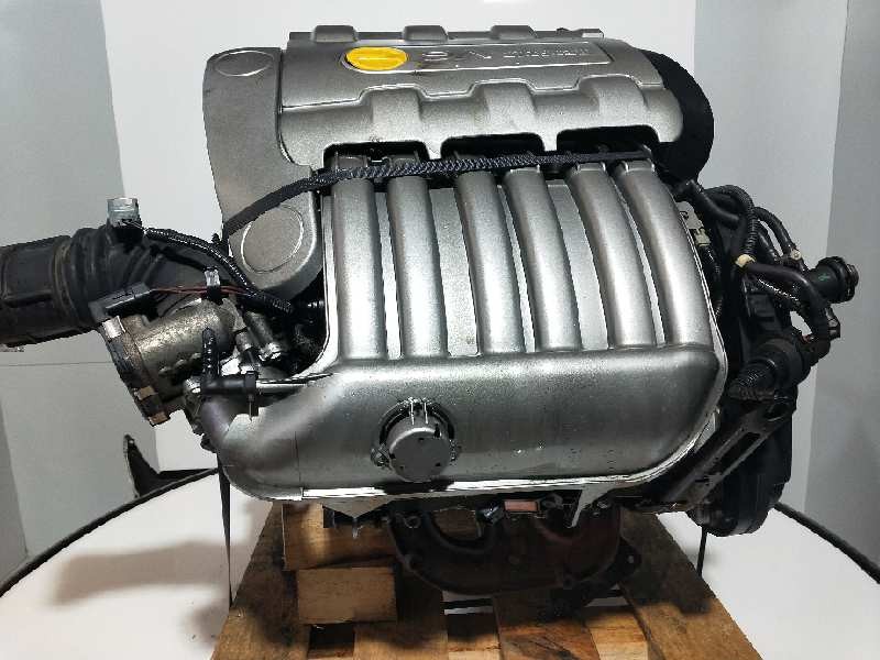 Recambio de motor completo para renault laguna ii (bg0) dynamique referencia OEM IAM L7XE731 F151704 