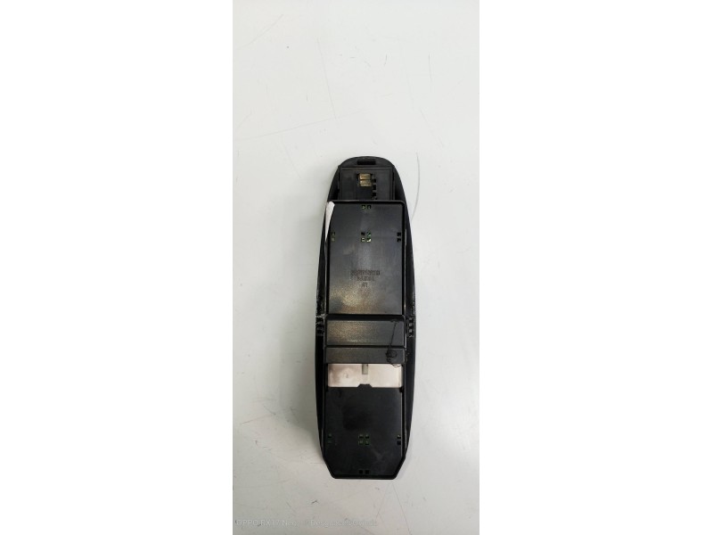 Recambio de mando elevalunas delantero izquierdo para hyundai accent (lc) crdi gl referencia OEM IAM   