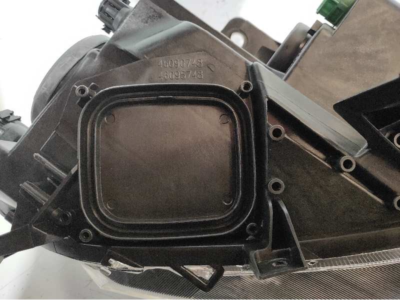 Recambio de faro izquierdo para lancia delta (181) referencia OEM IAM 0051808795   Recambio de faro izquierdo para lancia delta (181) referencia OEM IAM 0051808795