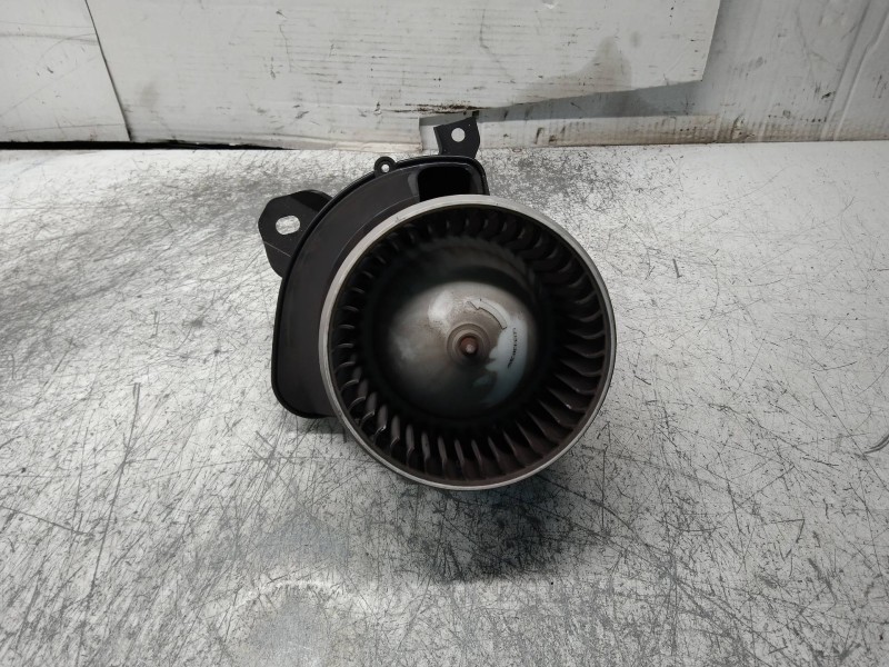 Recambio de motor calefaccion para fiat fiorino básico referencia OEM IAM 18173010  