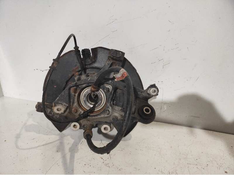 Recambio de mangueta trasera izquierda para chrysler 300 c 3.5 referencia OEM IAM   