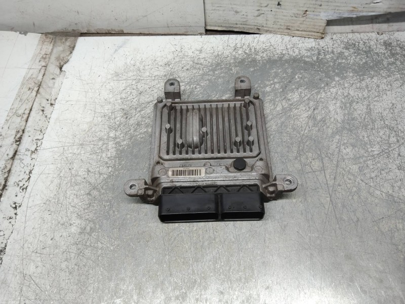 Recambio de centralita motor uce para mercedes sprinterii caja cerrada (desde 01.06) 210/213/216 cdi (906.611/613) referencia OE