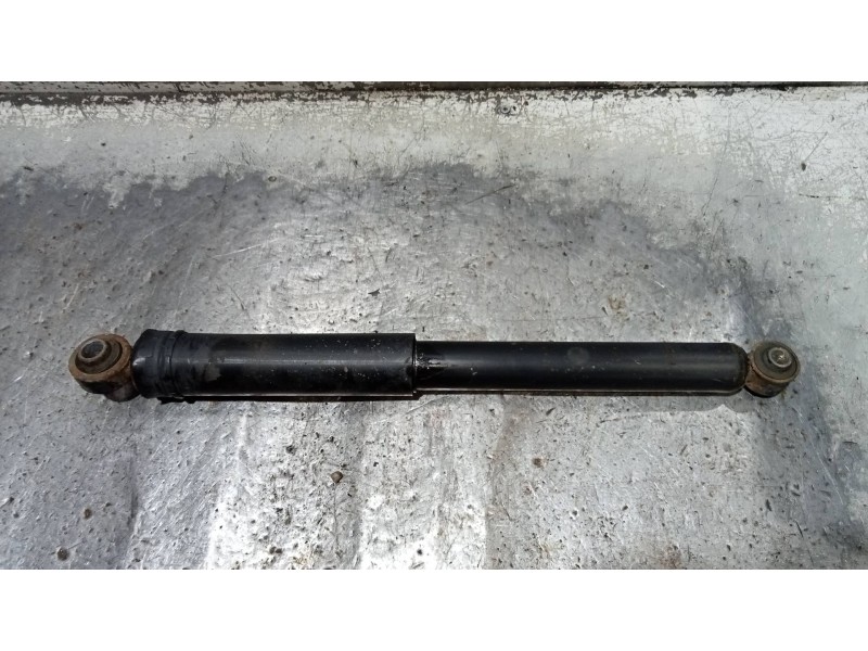 Recambio de amortiguador trasero derecho para mitsubishi montero pinin (h60/h70) 2000 gdi (3-ptas.) referencia OEM IAM MR374286 