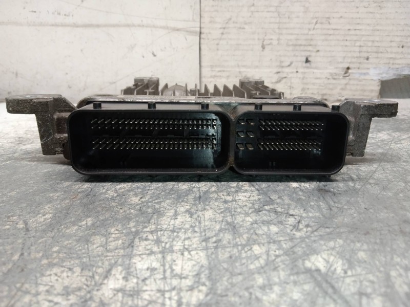 Recambio de centralita motor uce para mercedes sprinterii caja cerrada (desde 01.06) 210/213/216 cdi (906.611/613) referencia OE
