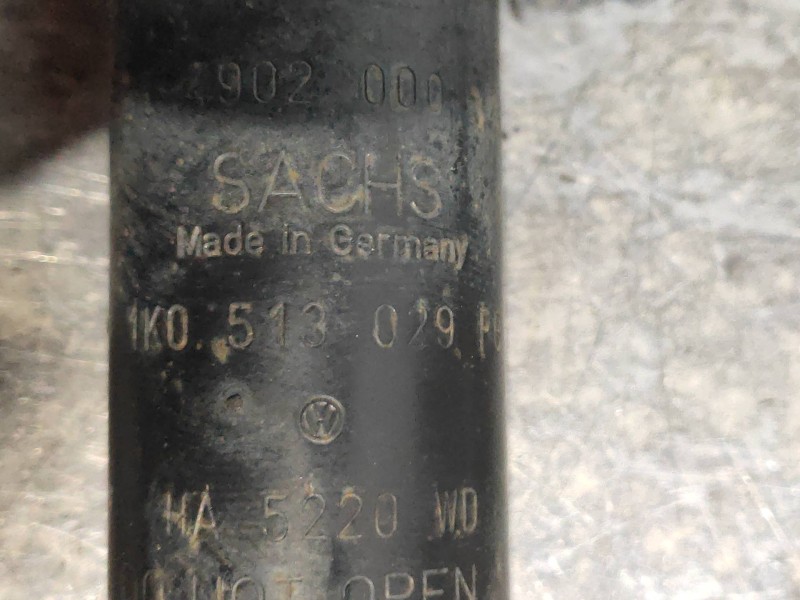 Recambio de amortiguador trasero izquierdo para volkswagen golf v berlina (1k1) 1.9 tdi referencia OEM IAM 1K0513029  