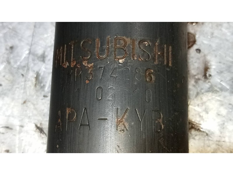 Recambio de amortiguador trasero izquierdo para mitsubishi montero pinin (h60/h70) 2000 gdi (3-ptas.) referencia OEM IAM MR37428