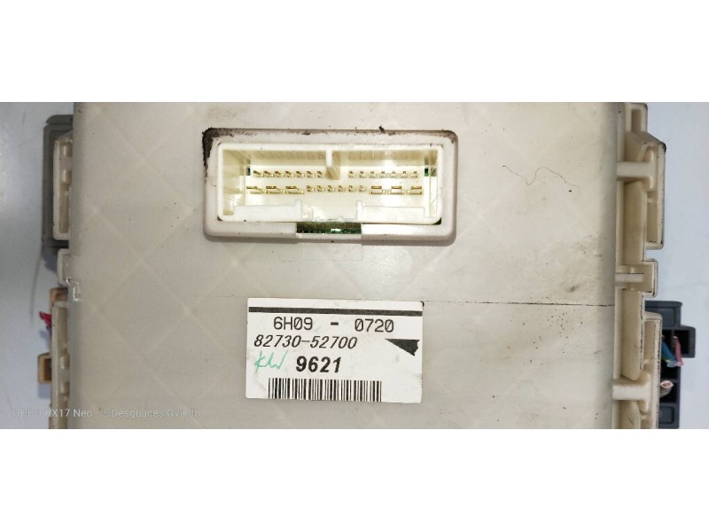 Recambio de caja reles / fusibles para toyota yaris (ksp9/scp9/nlp9) luna referencia OEM IAM 8273052700  