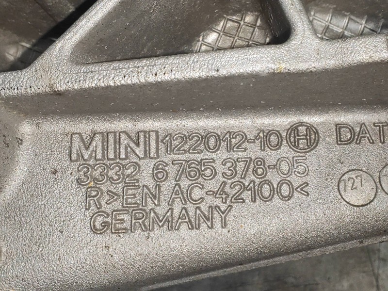 Recambio de mangueta trasera derecha para mini mini (r56) one referencia OEM IAM 3332676537805  