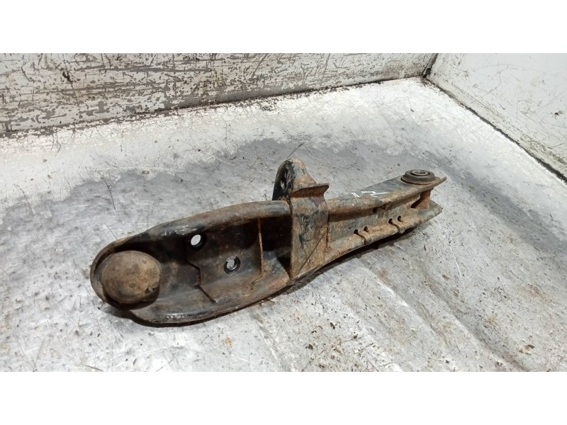 Recambio de brazo suspension inferior delantero izquierdo para mitsubishi montero pinin (h60/h70) 2000 gdi (3-ptas.) referencia 
