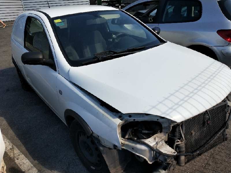 opel corsa c del año 2002