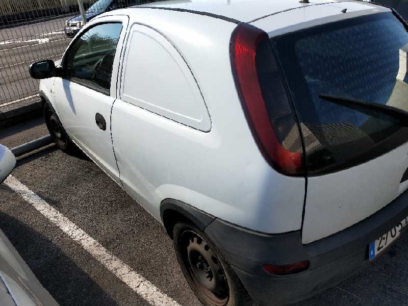 opel corsa c del año 2002