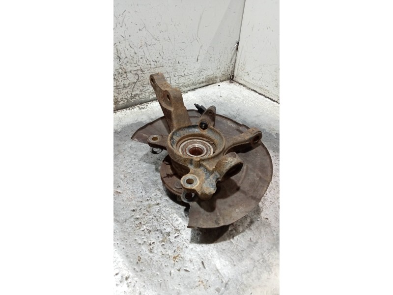 Recambio de mangueta delantera izquierda para mitsubishi montero pinin (h60/h70) 2000 gdi (3-ptas.) referencia OEM IAM   