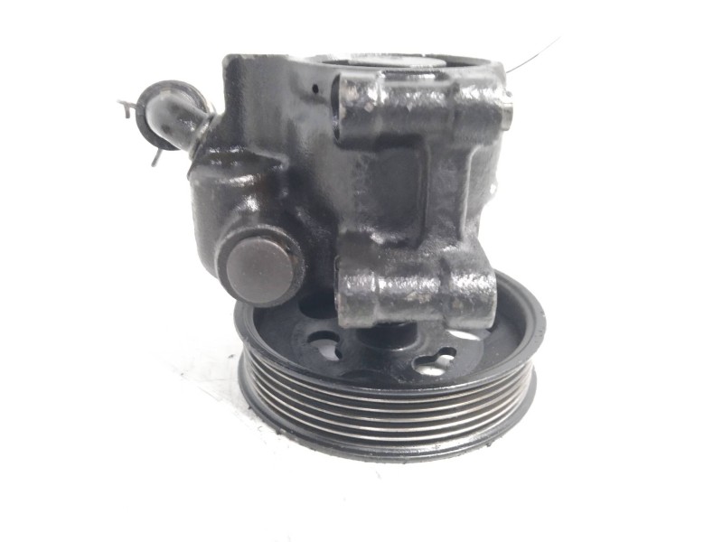 Recambio de bomba direccion para ford fiesta berlina 1.3 cat (endura-e) referencia OEM IAM   