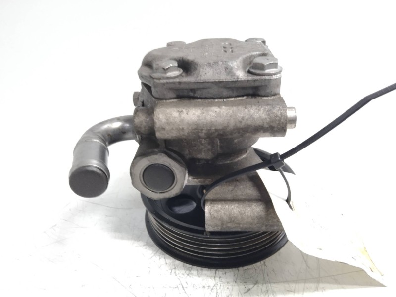 Recambio de bomba direccion para ford fiesta (cbk) 1.3 cat referencia OEM IAM   