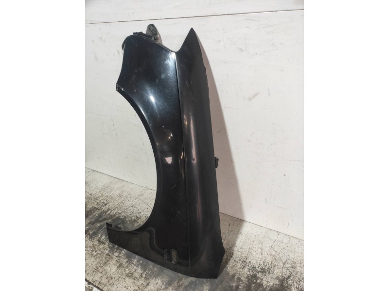 Recambio de aleta delantera izquierda para audi s4 berlina (8e) 4.2 referencia OEM IAM   