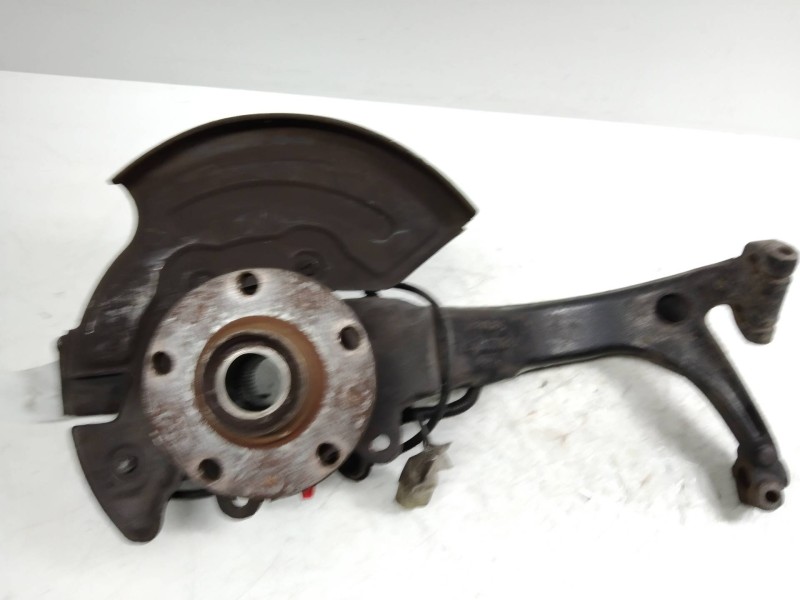 Recambio de mangueta delantera izquierda para audi a6 berlina (4b2) 2.5 tdi quattro referencia OEM IAM   