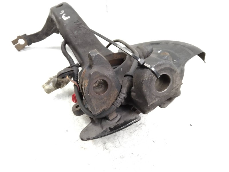 Recambio de mangueta delantera izquierda para audi a6 berlina (4b2) 2.5 tdi quattro referencia OEM IAM   