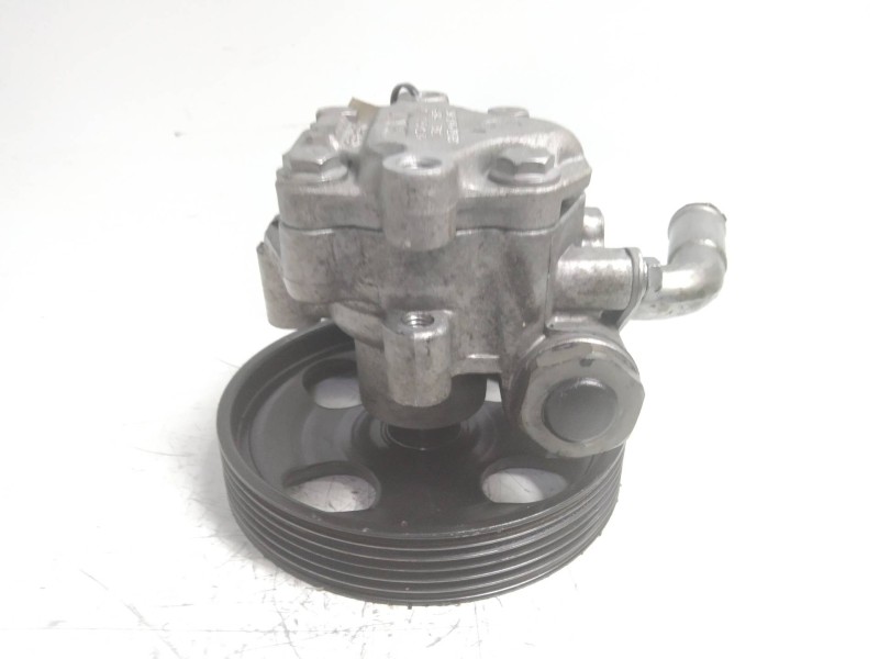 Recambio de bomba direccion para ford fiesta (cbk) fun referencia OEM IAM 286C3A696  
