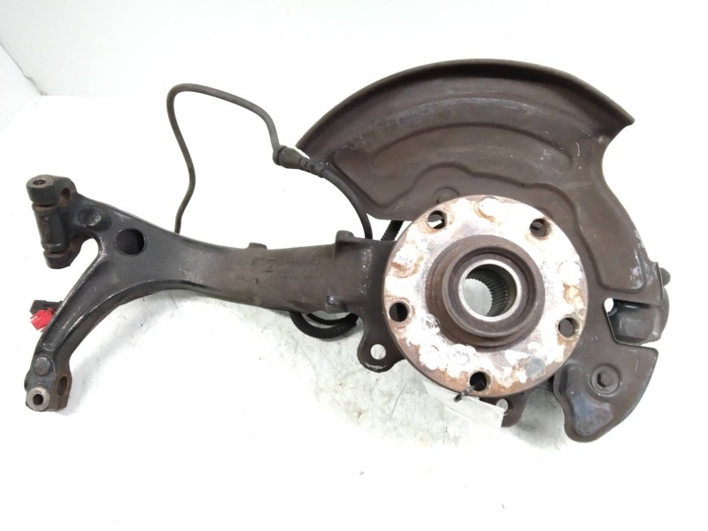 Recambio de mangueta delantera derecha para audi a6 berlina (4b2) 2.8 v6 30v referencia OEM IAM   