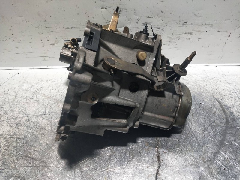 Recambio de caja cambios para peugeot 405 berlina 1.9 diesel referencia OEM IAM   