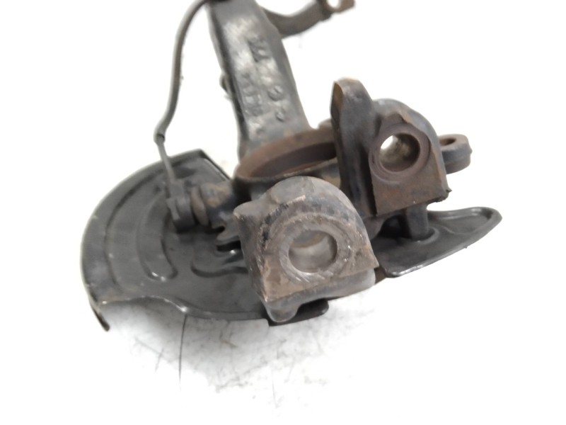 Recambio de mangueta delantera derecha para audi a6 berlina (4b2) 3.0 v6 30v cat (asn) referencia OEM IAM   