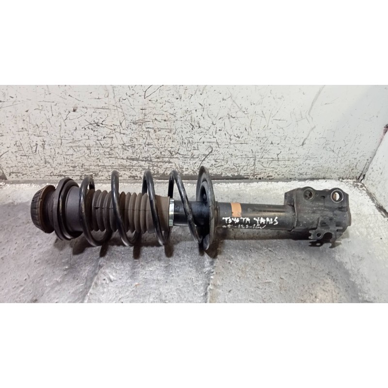 Recambio de amortiguador delantero derecho para toyota yaris (ksp9/scp9/nlp9) luna referencia OEM IAM 485100D170  