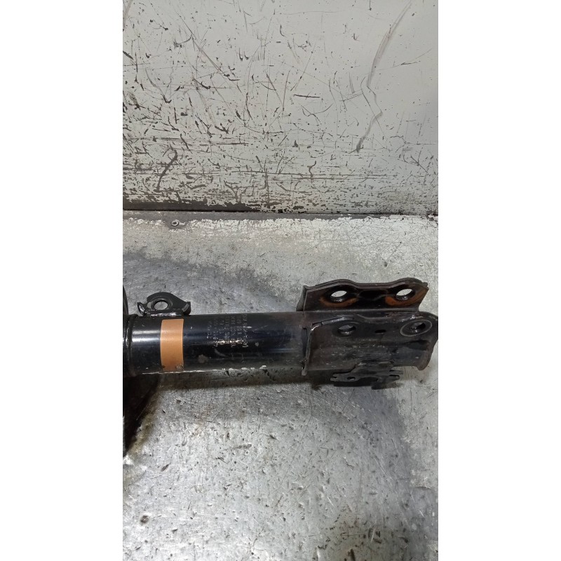 Recambio de amortiguador delantero derecho para toyota yaris (ksp9/scp9/nlp9) luna referencia OEM IAM 485100D170  