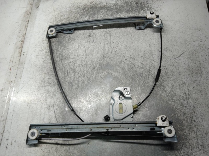 Recambio de elevalunas delantero derecho para renault kangoo 1.5 dci diesel fap referencia OEM IAM 128001182B 9030304A 3Q2224 6P