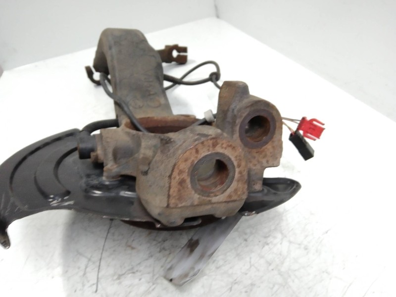 Recambio de mangueta delantera derecha para audi allroad quattro (4b5) 2.5 tdi (132kw) referencia OEM IAM   