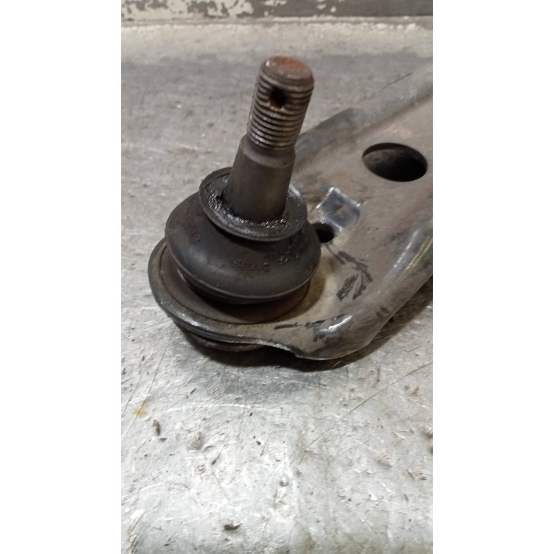 Recambio de brazo suspension inferior delantero izquierdo para toyota yaris (ksp9/scp9/nlp9) luna referencia OEM IAM   