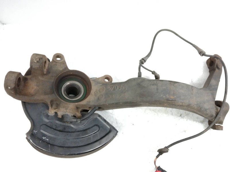 Recambio de mangueta delantera izquierda para audi allroad quattro (4b5) 2.5 tdi (132kw) referencia OEM IAM   