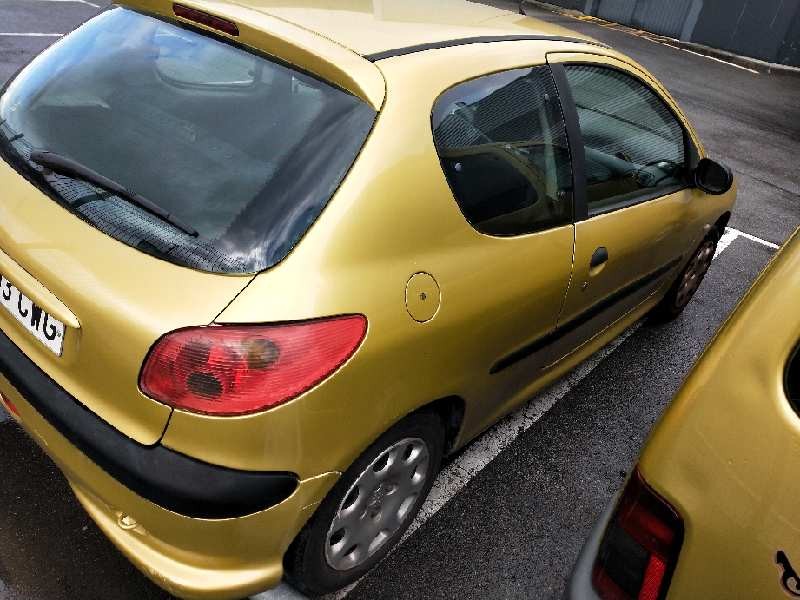 peugeot 206 berlina del año 2004 peugeot 206 berlina del año 2004