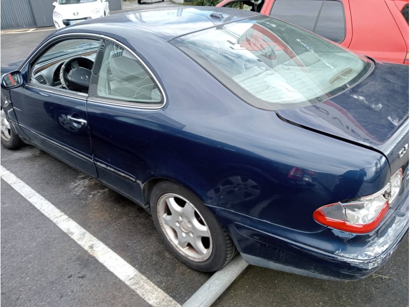 mercedes clase clk (w208) coupe del año 2006