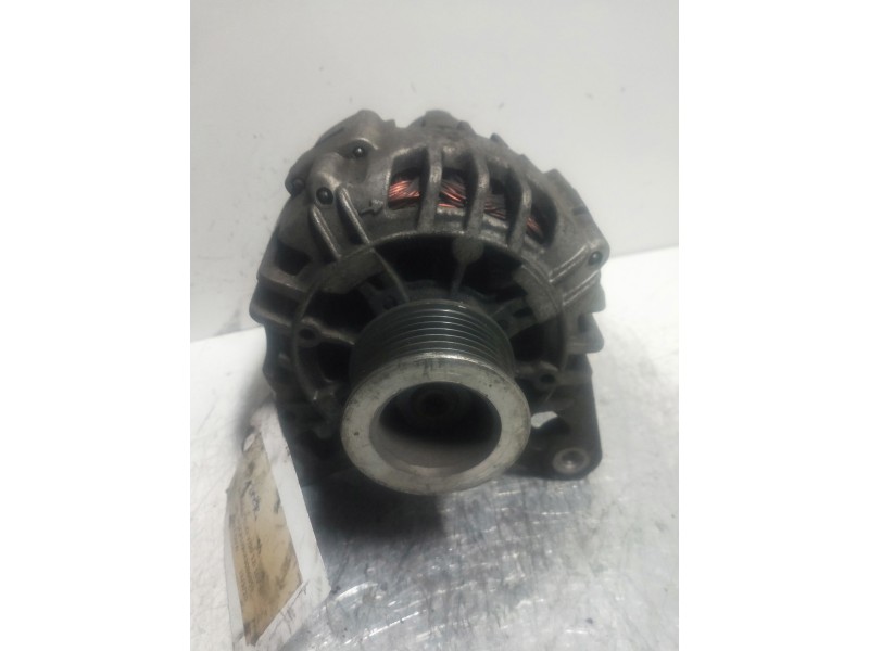 Recambio de alternador para renault clio iii exception 2 referencia OEM IAM 8200654541  