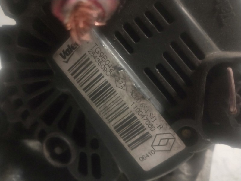 Recambio de alternador para renault clio iii exception 2 referencia OEM IAM 8200654541  