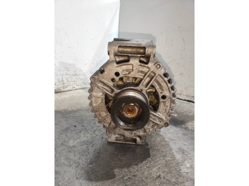 Recambio de alternador para mercedes clase cl (w216) coupe 500 4-matic (216.386) referencia OEM IAM 0121715014 A0131545602 