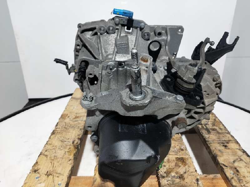 Recambio de caja cambios para renault clio iii exception 2 referencia OEM IAM JH3176 R159466 