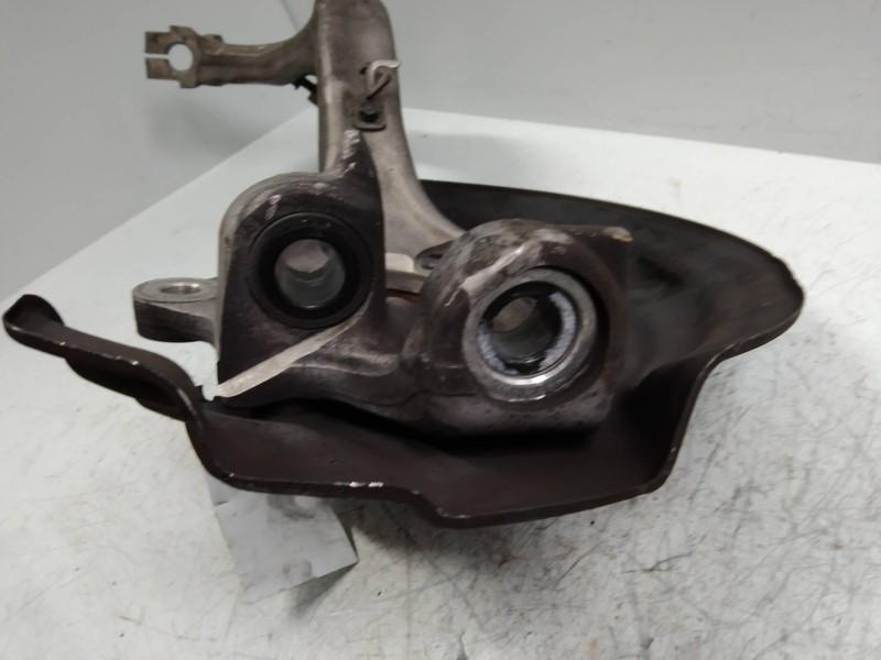 Recambio de mangueta delantera izquierda para audi a8 (4e2) 3.7 quattro referencia OEM IAM   