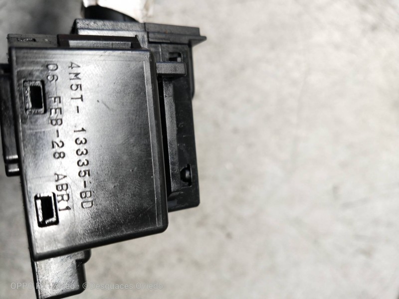 Recambio de mando luces para ford focus berlina (cap) ghia referencia OEM IAM 4M5T13335BD  